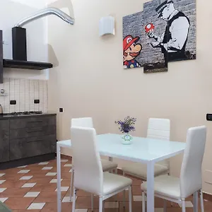 Apartment Exclusive Loft Banksy In Porta Romana, Milan